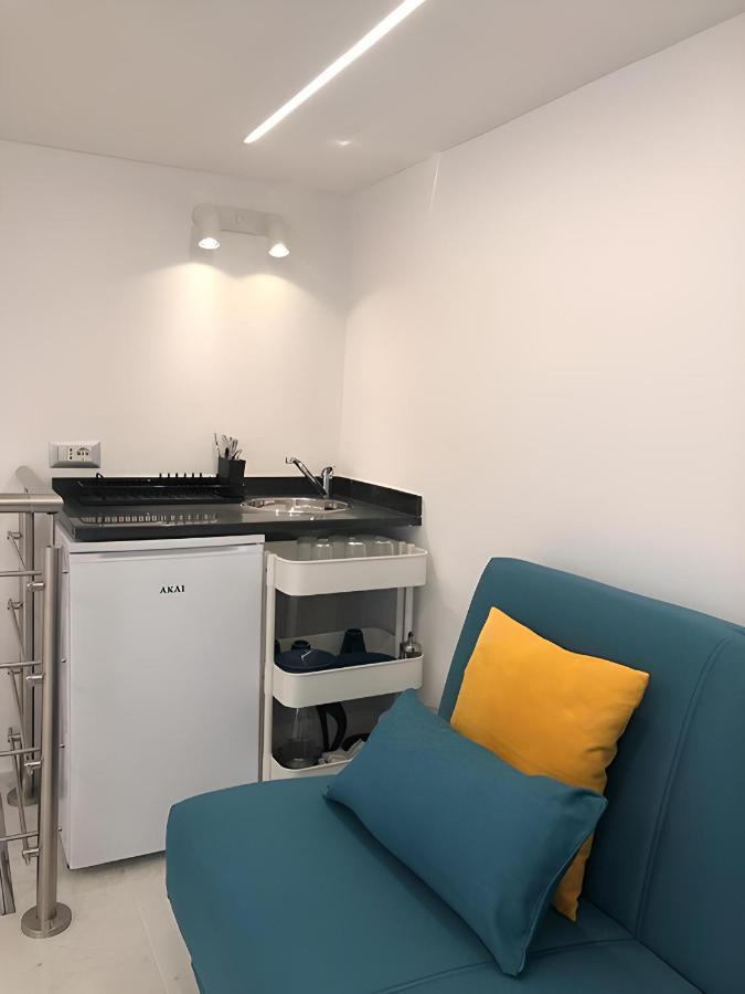 Ficurinia Bnb *